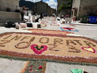Carpineto Sinello, successo strepitoso per l'Infiorata del Corpus Domini 9 infiorata3 1