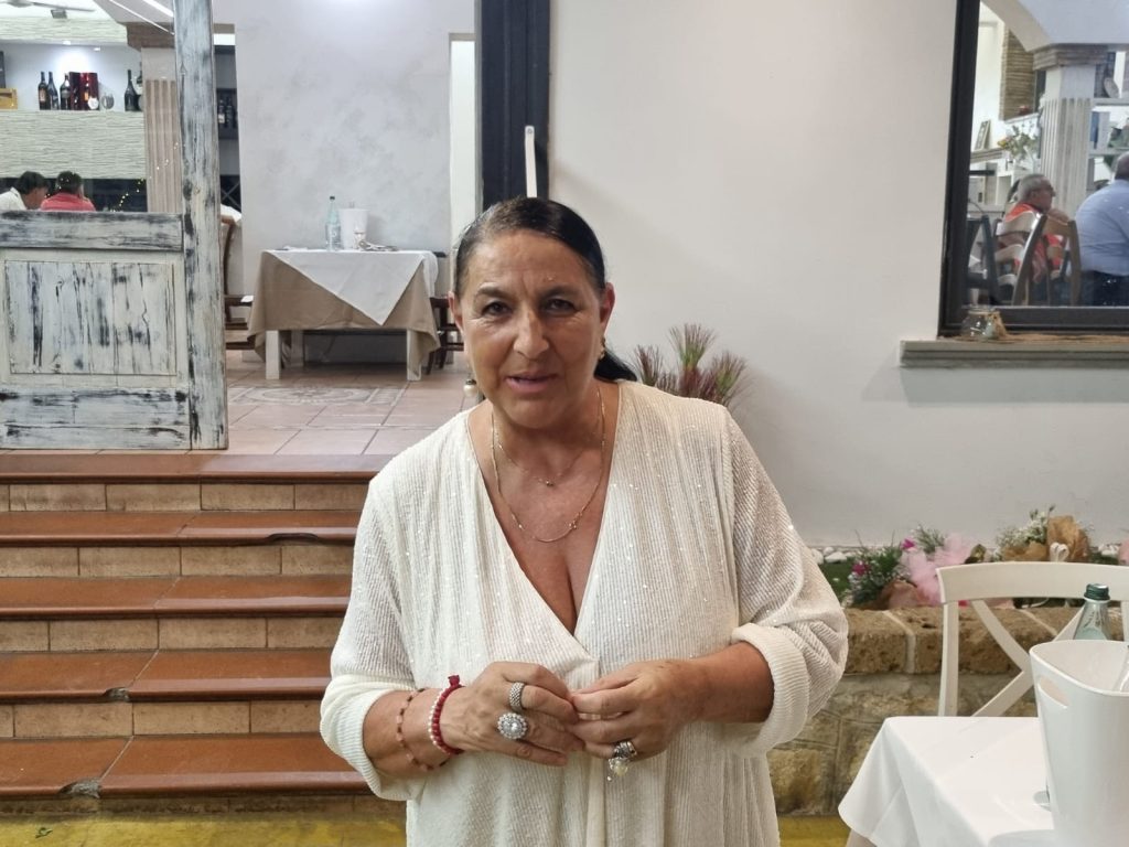 Cinque insegnanti della scuola "R. Paolucci" vanno in pensione 2 3 2 1