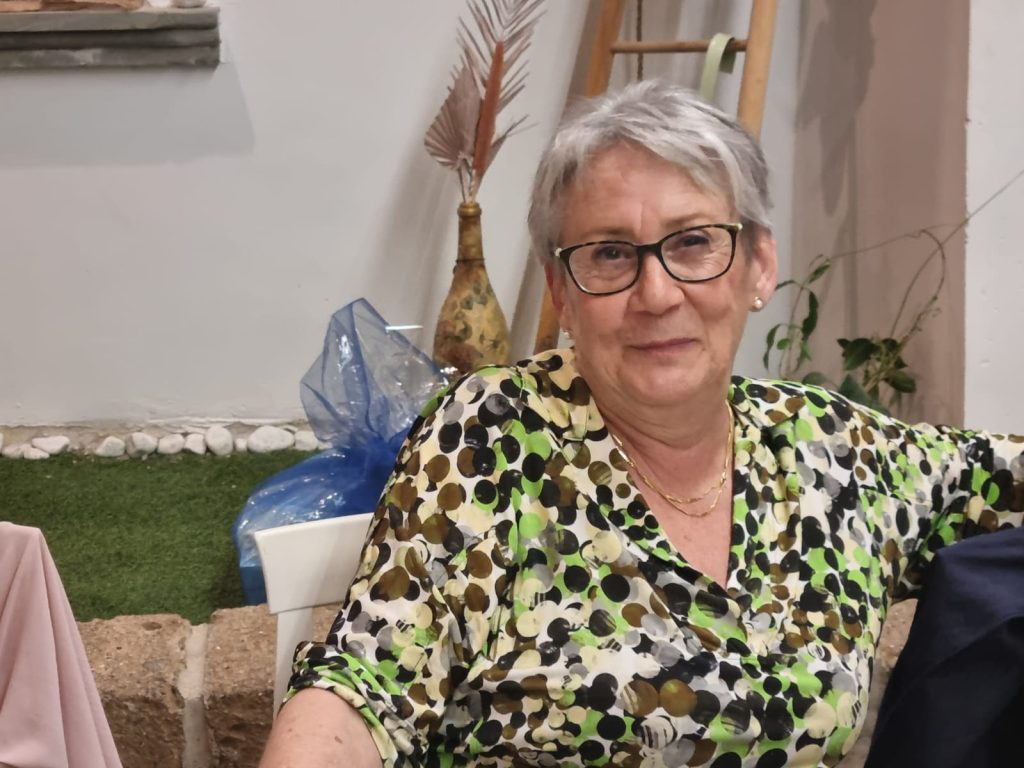 Cinque insegnanti della scuola "R. Paolucci" vanno in pensione 4 4 2 1