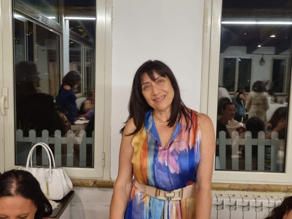 Cinque insegnanti della scuola "R. Paolucci" vanno in pensione 6 Prof.ssa Anna Luggetti