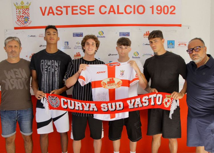 La Vastese punta sui giovani locali: firmano Sputore, Valerio, Menna e Martiniello 1 Vastese Zonalocale