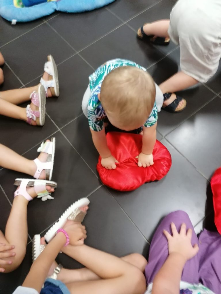Educazione alla sicurezza: una fiaba interattiva trasforma i bambini in eroi del Primo Intervento 4 IMG 20230720 205944