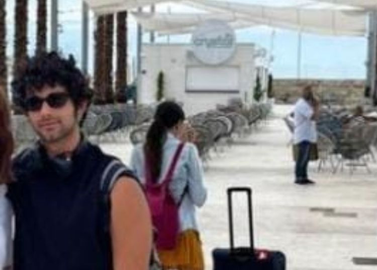 Massi Caiazzo Mare Fuori