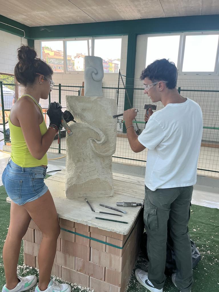 Simposio di scultura "L'amicizia scolpita nella pietra" 9 Silvia Di Pardo e Cesare Maranca