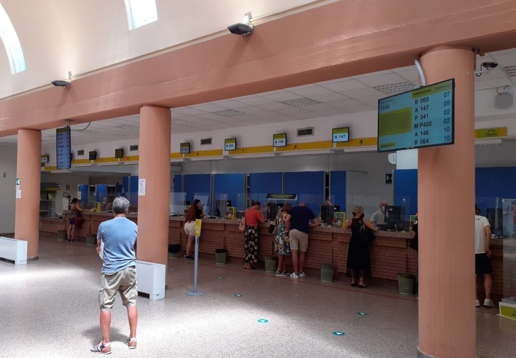 Ufficio Postale Vasto via Giulio Cesare