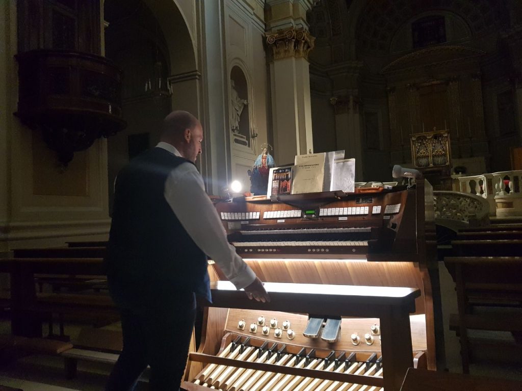 Il vastese Francesco D'Annibale inaugura il nuovo organo della chiesa di San Lorenzo 3 organo cattedrale