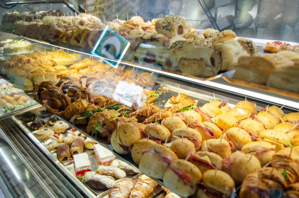 Pasticceria Pierrò: l'innovazione arriva a Vasto con "The New York Roll" e "Cornetto Cubico" 9 DSC0492 copy