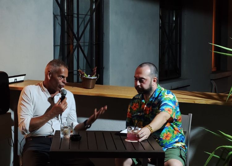 "Chiacchiere da Bar": una nuova piattaforma culturale a Vasto 3 Marco Salcito Chiacchiere da Bar