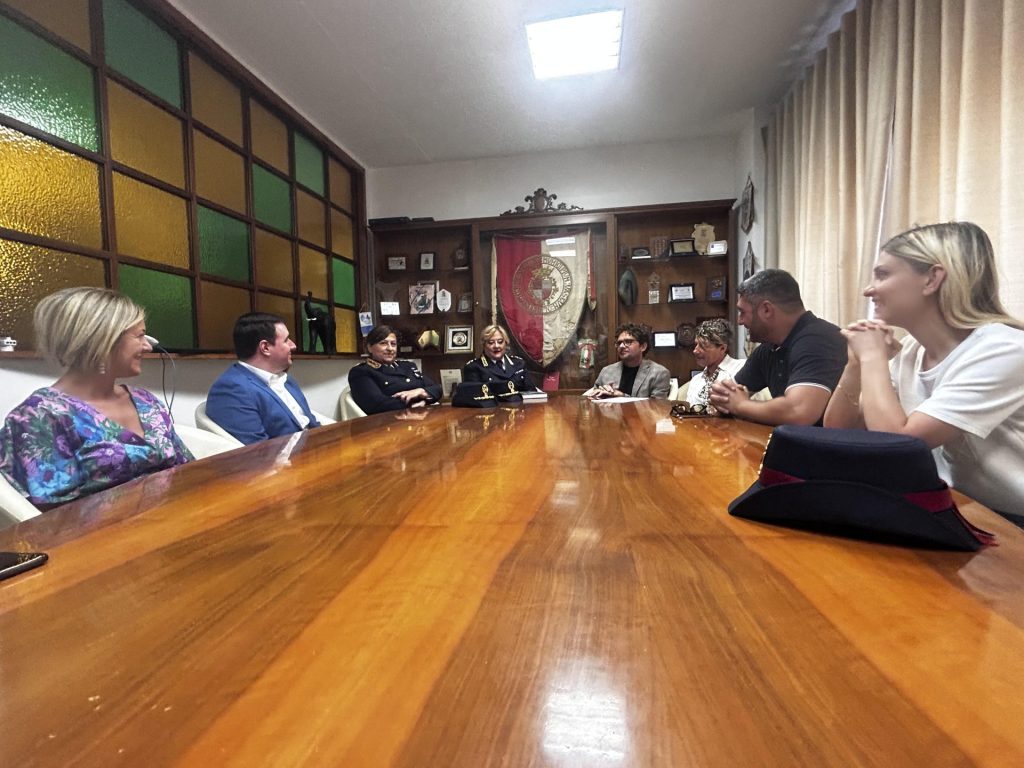 La giunta di Vasto accoglie Lucia D'Agostino 3 Vice Questore 3