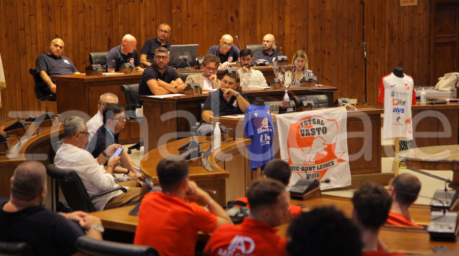 Futsal Vasto, presentata la squadra al Comune 2 Zonalocale 4