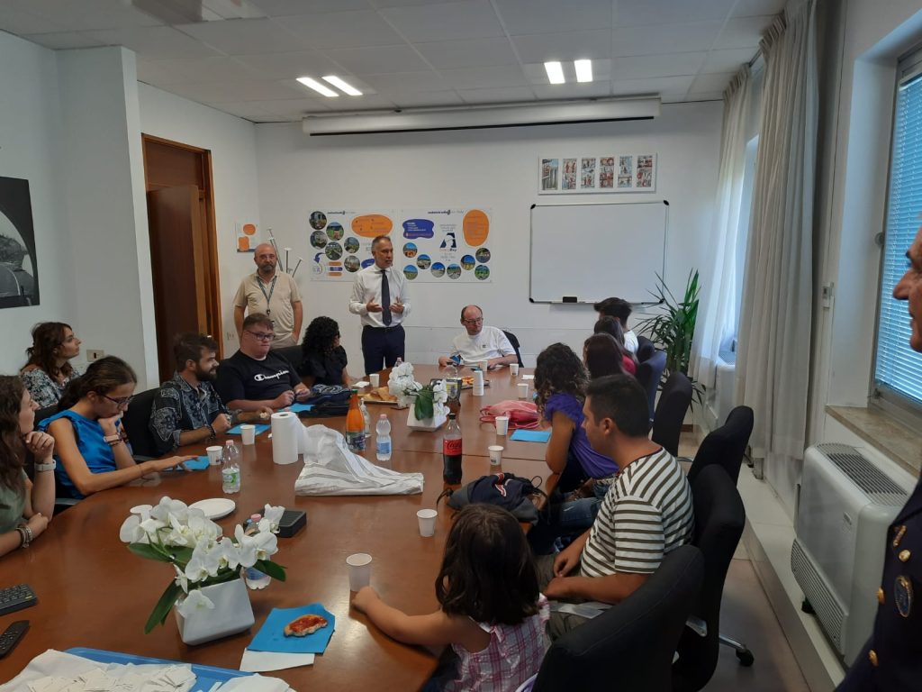 Anffas Vasto visita la sede operativa del Coa di Pescara nord 4 avis vasto1