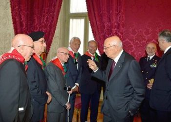 Da sinistra, Gilberto Malvestuto, Ennio Pantaleo, Lucio Berardinelli, Nicola Troilo, Antonio Rullo con Giorgio Napolitano