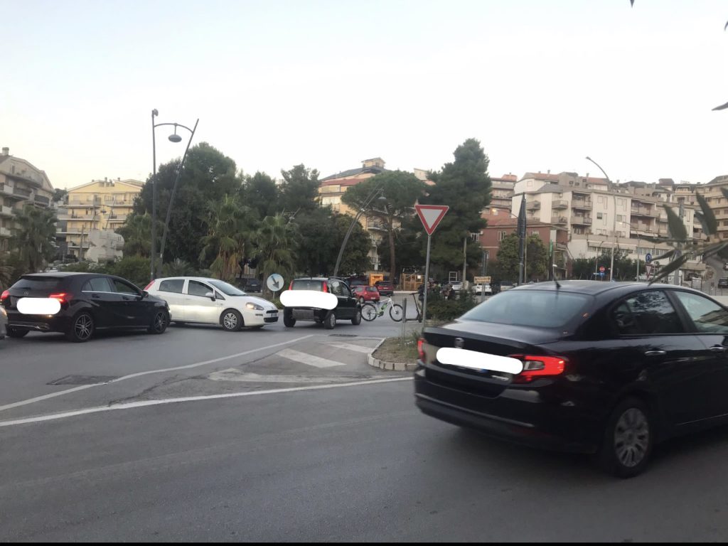 Vasto, schianto tra auto e monopattino: ferito un sedicenne 4 image 6487327 2 1