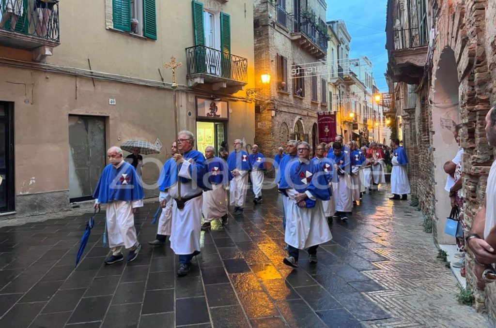 La solenne traslazione di San Michele Arcangelo a Vasto 10 zonalocale 4 1