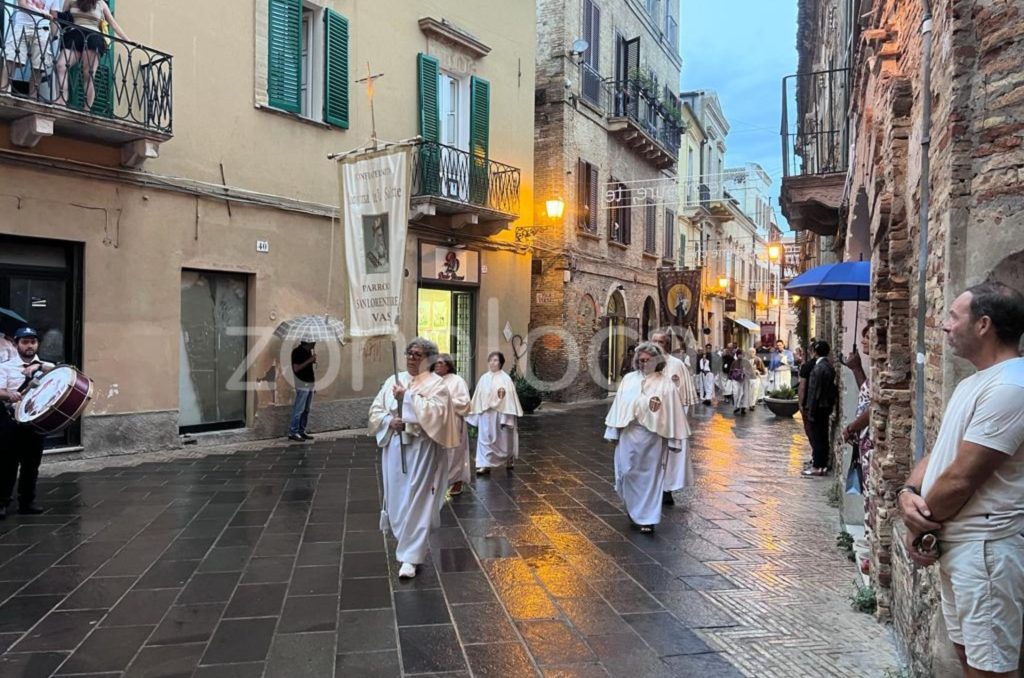 La solenne traslazione di San Michele Arcangelo a Vasto 9 zonalocale 5 1