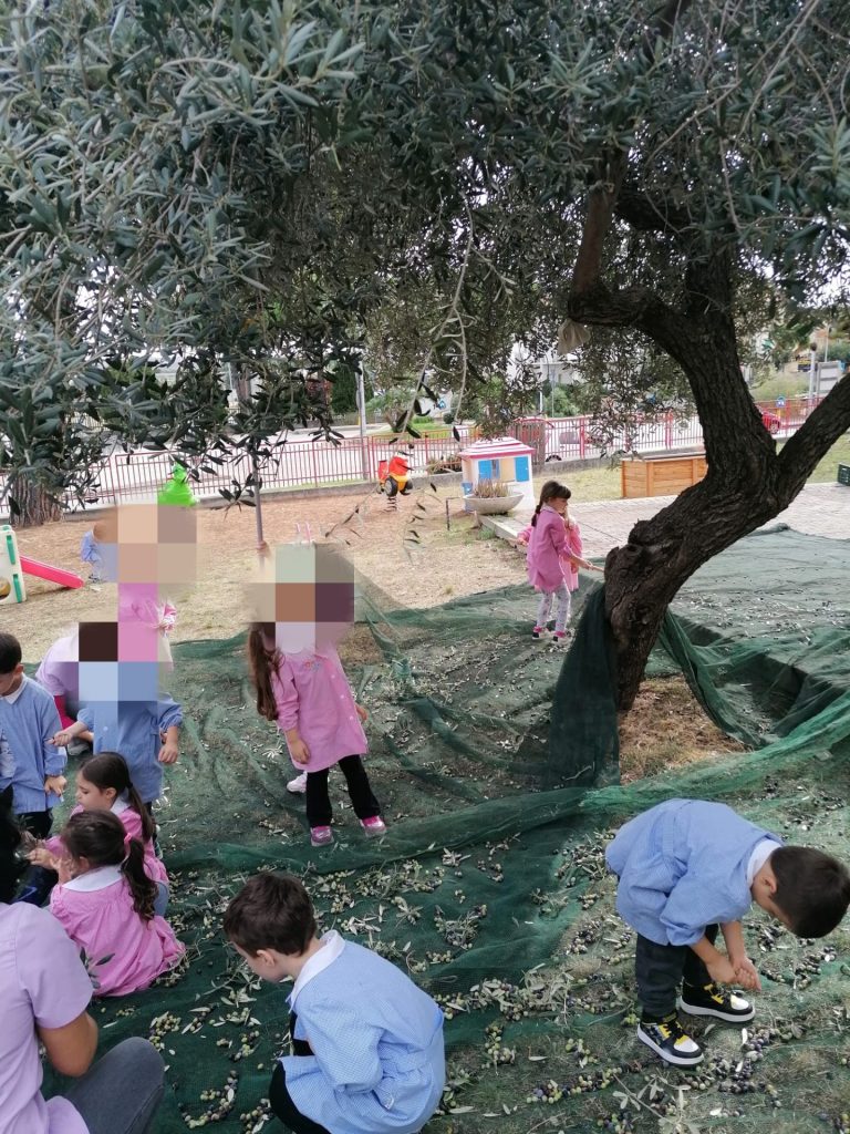 Bambini, genitori e nonni in un'iniziativa all'insegna di natura e tradizione 7 IMG 20231026 111656