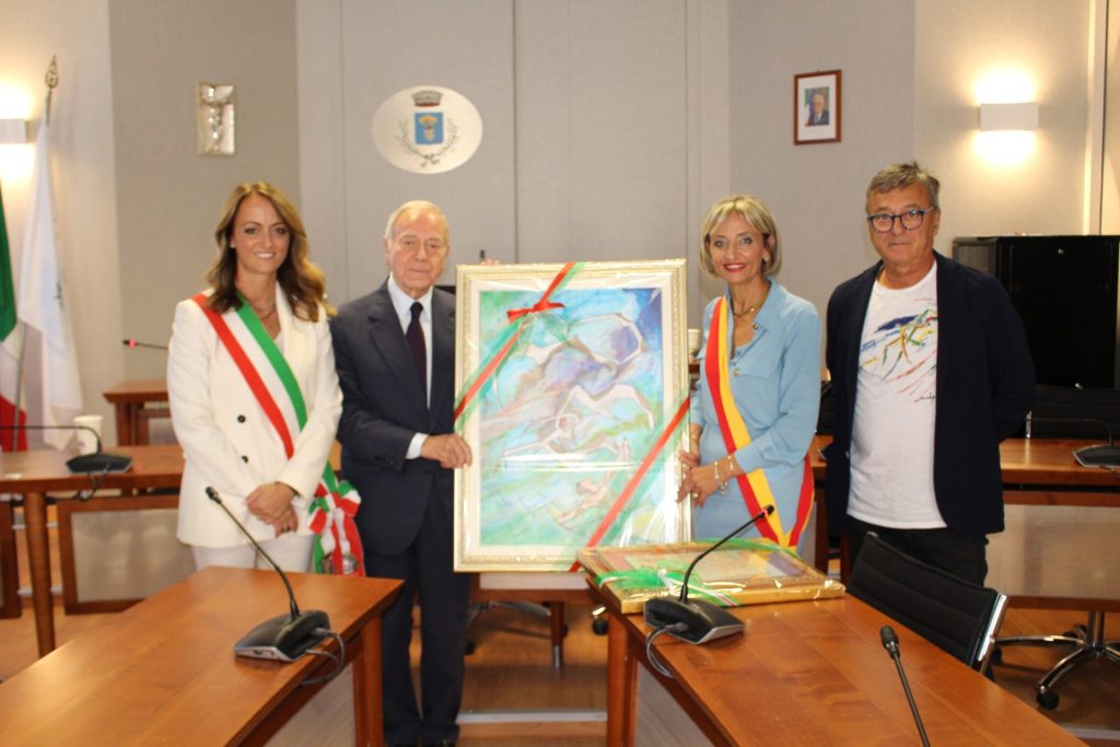 Gianni Letta riceve l'Attestato di Amicizia dal Comune di San Salvo 8 Letta a San Salvo 8