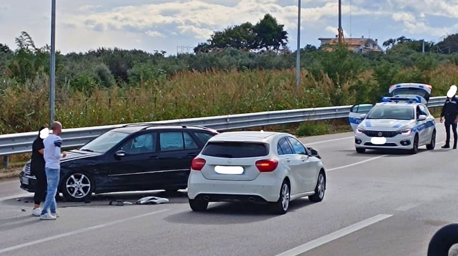 Ennesimo incidente all'incrocio fra Via del Porto e SS16: «è ora di porvi rimedio» 4 Progetto senza titolo 2023 10 28T211458.921