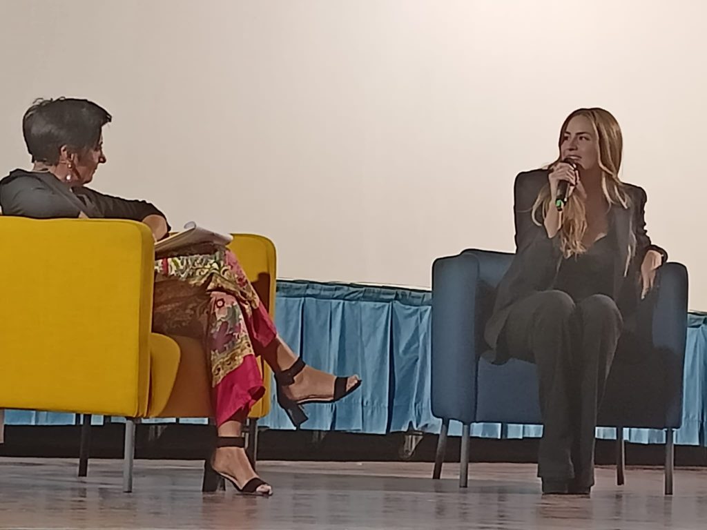 Emozioni a fior di pelle e tanti tanti applausi per le scuole Mattei e Pantini Pudente di Vasto 6 cinema 12