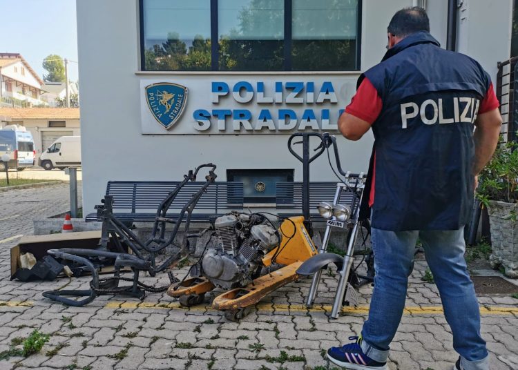 foto comunicato Polizia Stradale Chieti