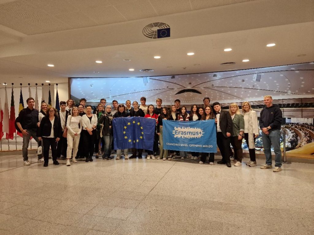 Nei palazzi che contano dell'Unione europea 2 mattioli 1