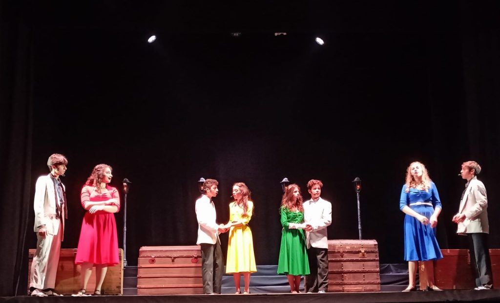 Tripudio per "Pene d'amor perdute", il nuovo capolavoro di Maria Chiara Centorami 10 teatro 8