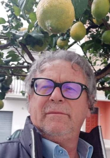 Una panchina inclusiva in memoria di Vitale Raspa 2 vitale raspa