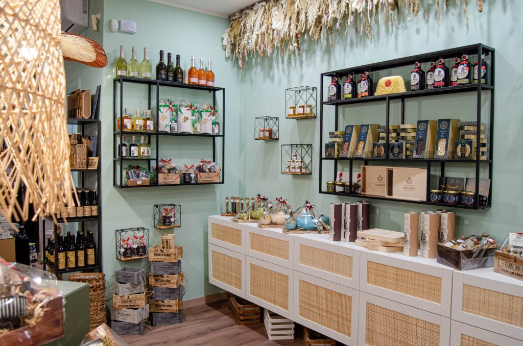 Nero Veneziano Coffee Factory: una nuova frontiera del gusto arriva a Vasto 7 DSC0569