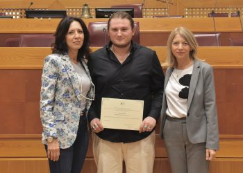 Da sinistra, Sabrina Bocchino, Nicolò Galasso e  Antonietta La Porta