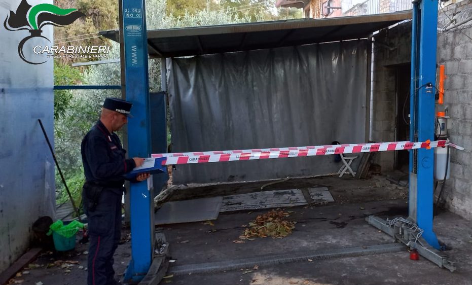 Esercizio abusivo di attività per autofficina nel Chietino 2 meccanico abusivo 1