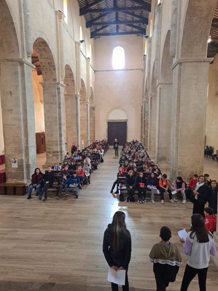 Gemellaggio tra Comprensivo Bosco di Lanciano e Istituto liceale di Budapest 2 scuola lanciano 1