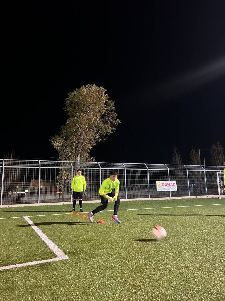 San Salvo Calcio: i ragazzi di mister Manes raccontano l'esperienza "One Of Us" 5 San Salvo Calcio3