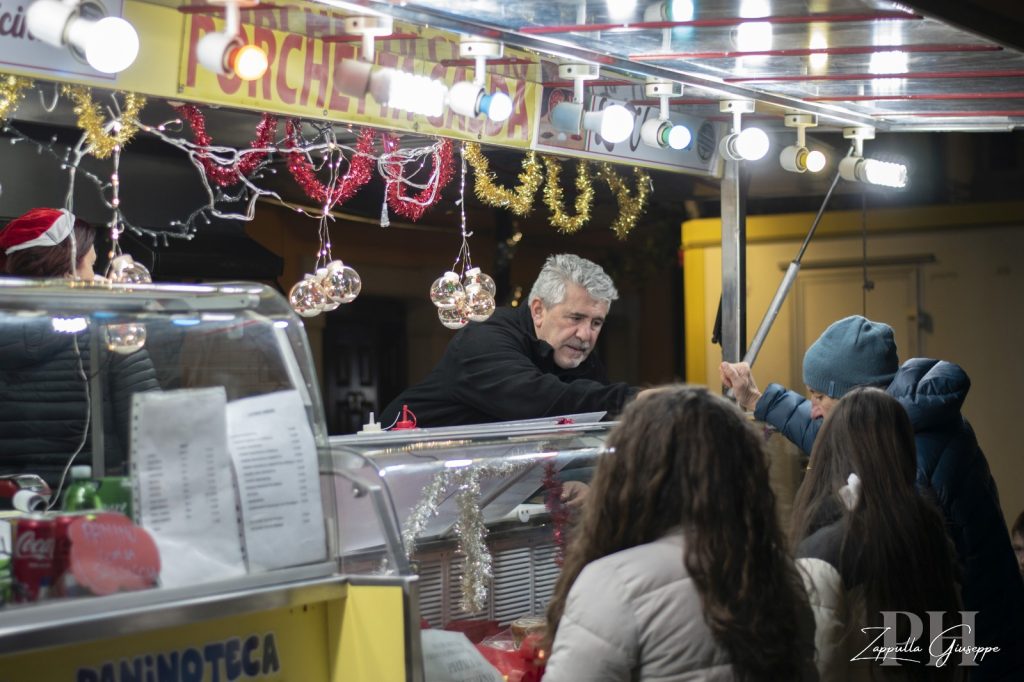 Successo scintillante al mercatino natalizio di Gissi 17 WhatsApp Image 2023 12 04 at 22.06.51 4