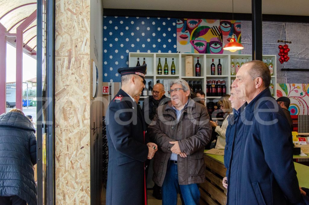 Vasto, inaugurata la Bio Vineria: un viaggio sensoriale tra vini biologici e biodinamici 19 zonalocale griff 18