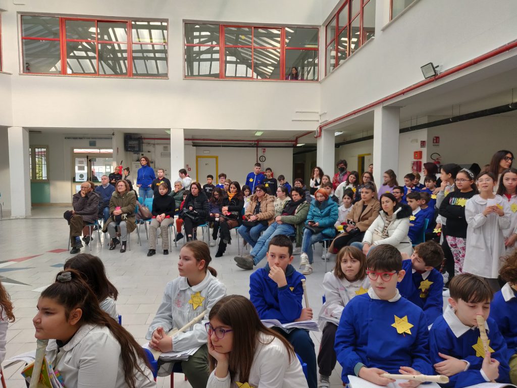 Alla scuola "G. Spataro" il ricordo dei campi di concentramento di Histonio Marina 5 12