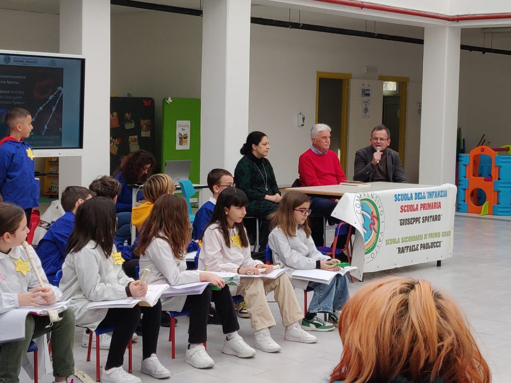 Alla scuola "G. Spataro" il ricordo dei campi di concentramento di Histonio Marina 13 4c
