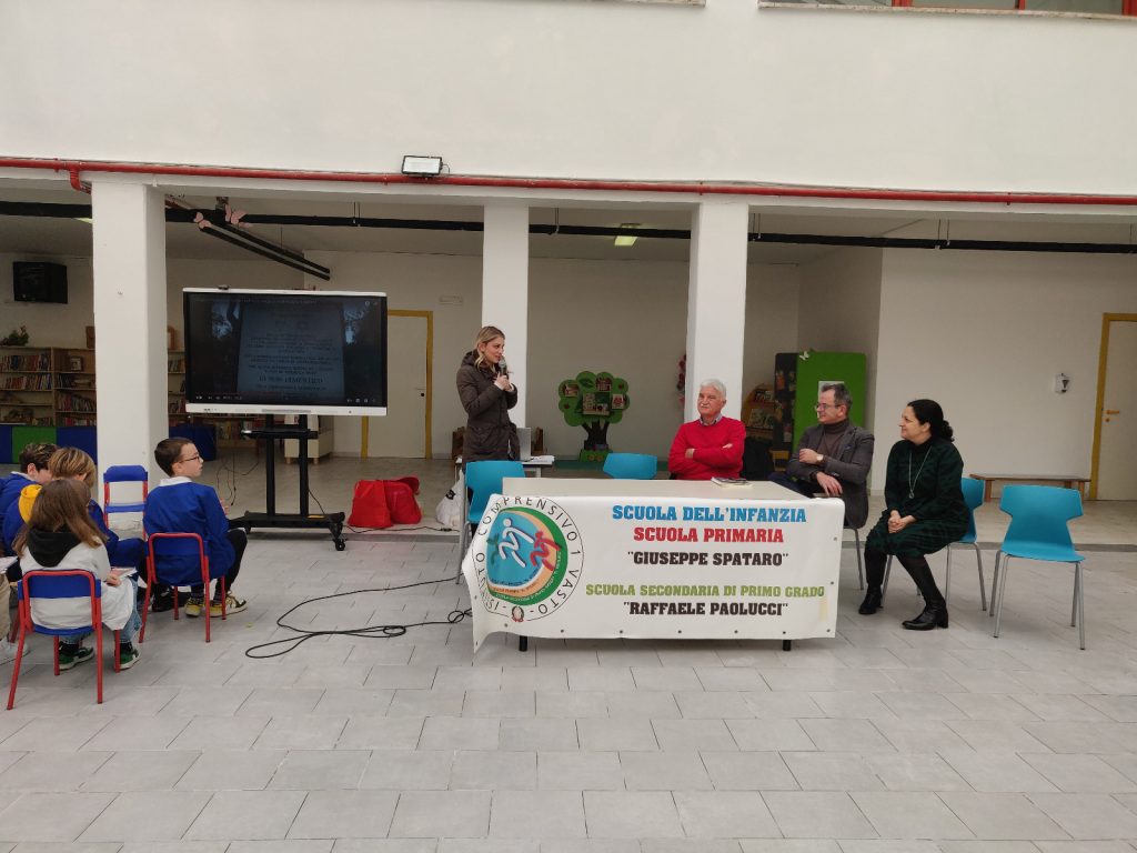 Alla scuola "G. Spataro" il ricordo dei campi di concentramento di Histonio Marina 12 4d
