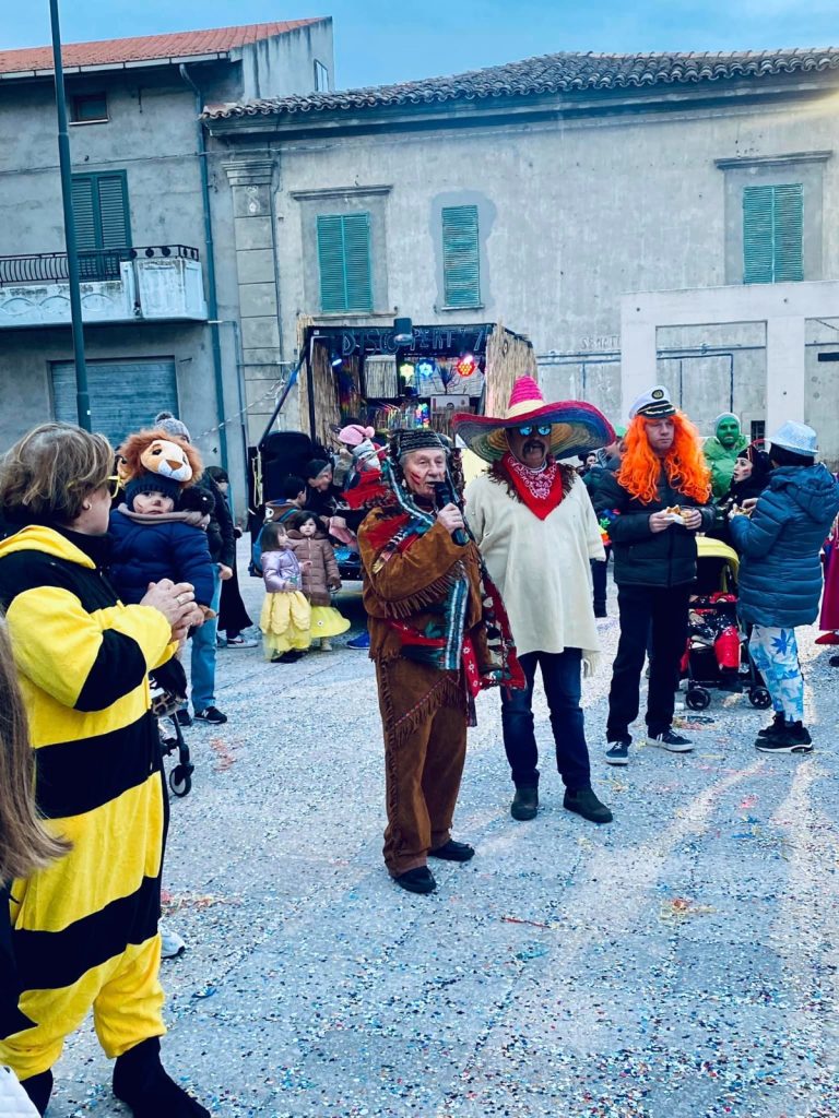 Successo e tradizione per il Carnevale di Cupello 2 WhatsApp Image 2024 02 12 at 00.32.51 4