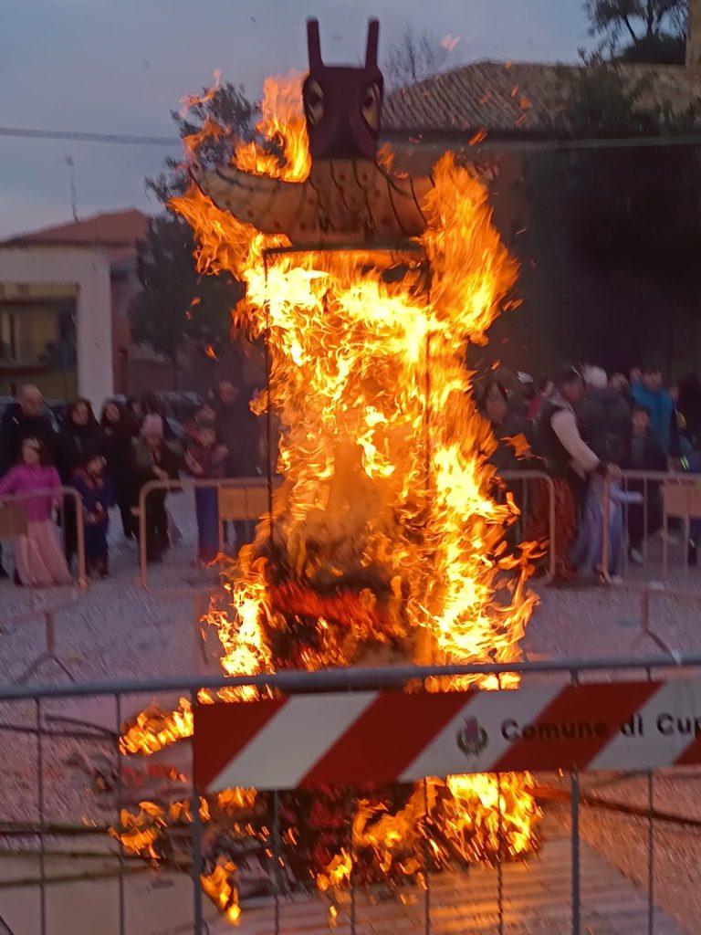 Successo e tradizione per il Carnevale di Cupello 6 WhatsApp Image 2024 02 12 at 00.32.51