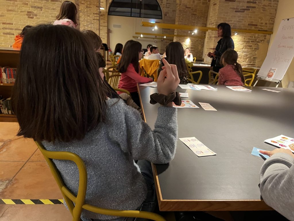 Al via 'Il liceo dei bambini'': partita l'avventura al Polo Bibliotecario Mattioli 28 image00027