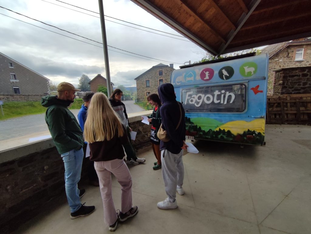 Incoraggiare lo sviluppo sostenibile attraverso lo scambio giovanile internazionale Erasmus+ Youth 2 Foto5
