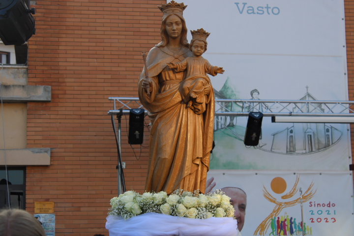 Grande partecipazione ai festeggiamenti di Maria Ausiliatrice a Vasto 18 IMG 20240528 WA0025