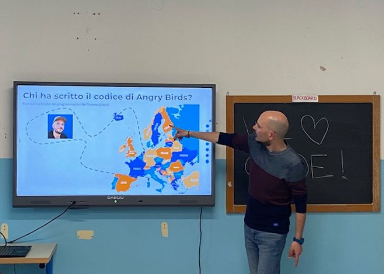 Studioware, lezioni di coding alla scuola "Martella" di Vasto 10 Studioware alla scuola Martella 10