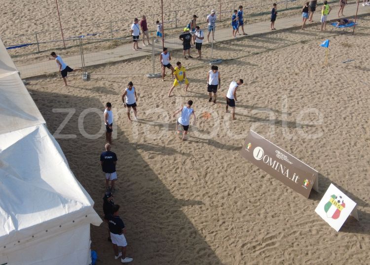 Beach Soccer: l'Italia travolge l'Argentina, 7-1 a Vasto Marina 3 7 2
