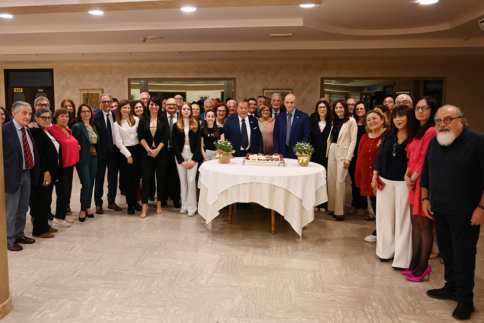 Lions Club Vasto Adriatica Vittoria Colonna, solidarietà e nuovi soci alla XXXII Charter Night 3 Lions 204
