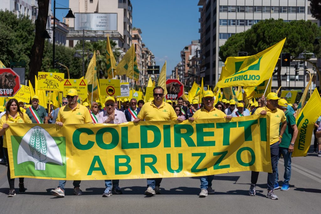 Oltre tremila agricoltori a Pescara per protestare contro la proliferazione incontrollata dei cinghiali 2 StopFauna 269