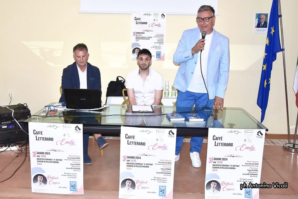 A lezione di gentilezza e rispetto con Raffaele Capperi 3 caffe letterario Emily Raffaele Capperi 2