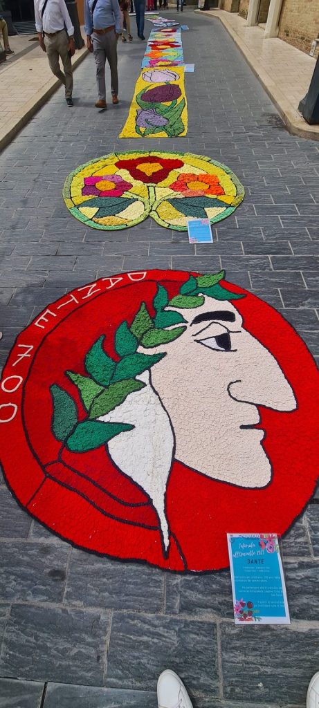 Successo della quarta edizione dell'Infiorata all'uncinetto di San Salvo 20 infiorata 3 1