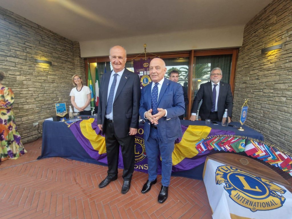 Passaggio del martelletto al Lions Club Vasto Host: il nuovo presidente è Michele Del Borrello 14 WhatsApp Image 2024 07 11 at 18.27.51 13