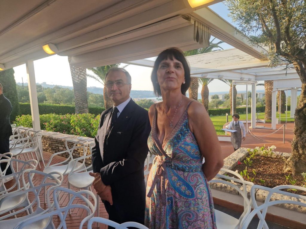 Passaggio del martelletto al Lions Club Vasto Host: il nuovo presidente è Michele Del Borrello 5 WhatsApp Image 2024 07 11 at 18.27.51 4